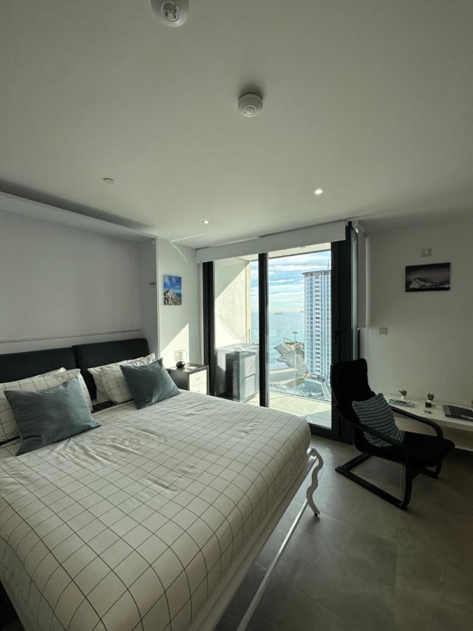E1 Apartment High Level Sea View Gibraltár Kültér fotó