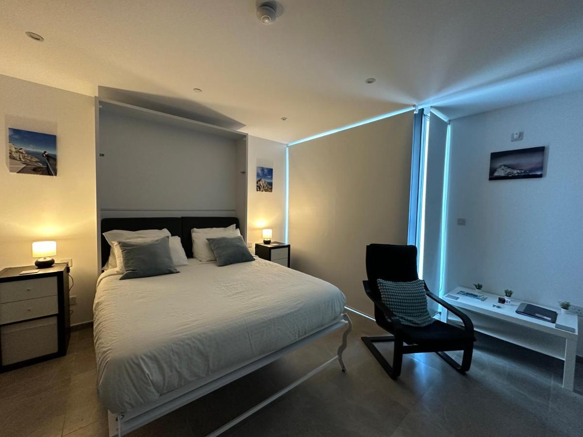 E1 Apartment High Level Sea View Gibraltár Kültér fotó